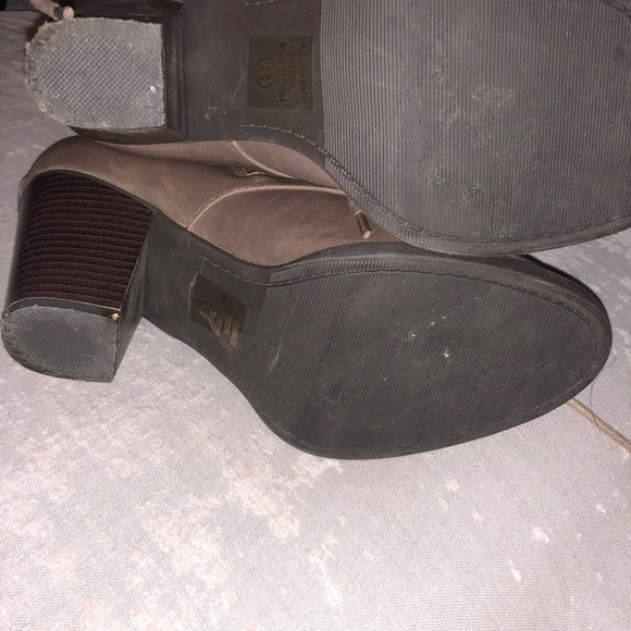 Booties - Picture 4 of 4